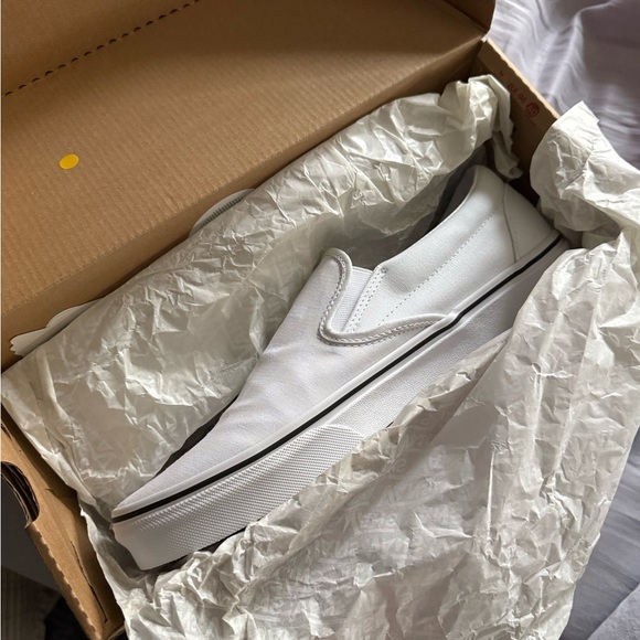 Vans Men's White Color Theory Checkered Glow In The Dark Slip-On Shoes - Picture 2 of 4